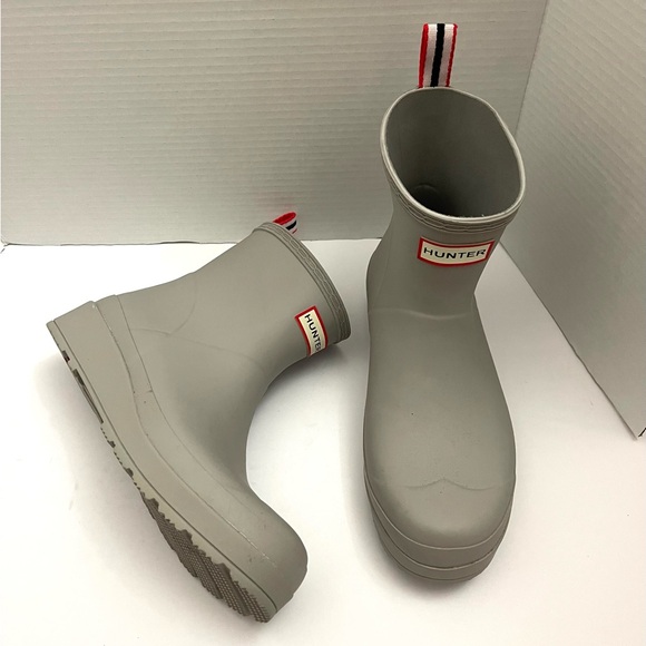 Hunter Women's PLAY Short Rain Boots Gray - Picture 1 of 8